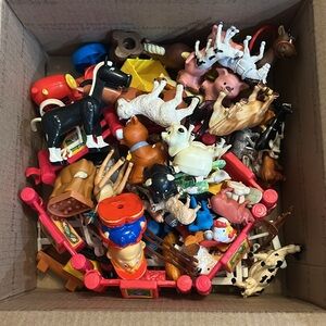 Vintage play farm animals with rare item
